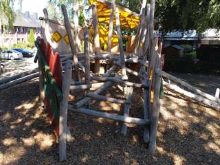 Spielplatz "Fröbelweg" – Bild 2