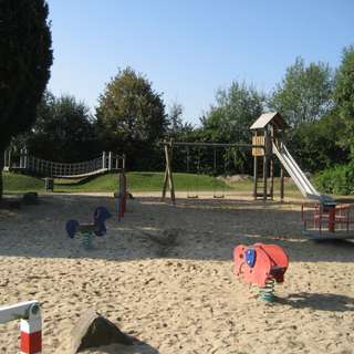 Spielplatz Terhardthof – Bild 1