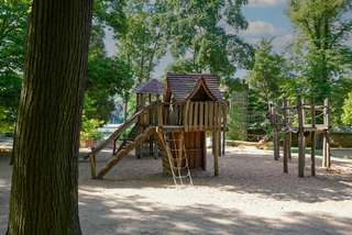 Spielplatz Hofgarten – Bild 1