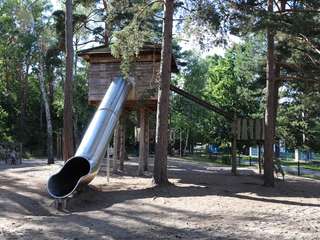 Spielplatz am Wasserturm – Bild 1