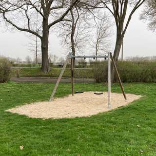 Spielplatz "Breitscheidstraße" – Bild 3
