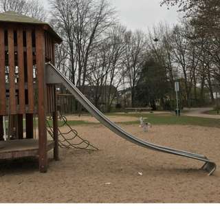 Spielplatz – Bild 4