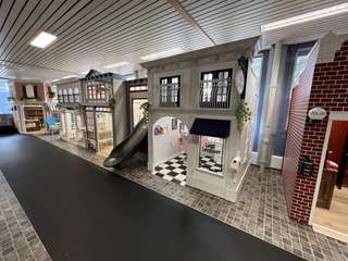 Spielstadt Leonberg - Indoorspielplatz & Café – Bild 2