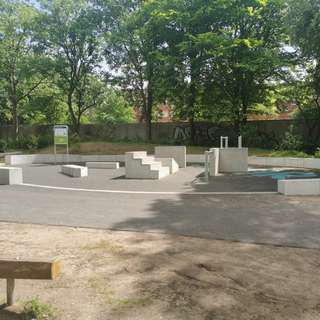 Spielplatz Rotkäppchenweg – Bild 2