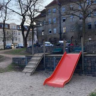 Spielplatz "Alexandrastraße" – Bild 3