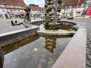 Kinderbrunnen, Rendsburg - Bonifatius Stirnberg (2006) – Bild 4