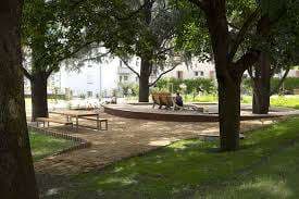 Jardin publique et place de jeux des Aubépines – Bild 2