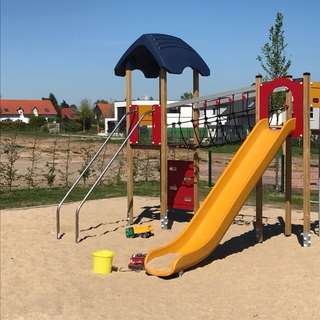 Spielplatz Hanfweg – Bild 1