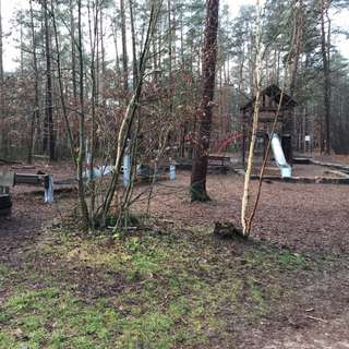 Waldspielplatz am Steinbrüchlein – Bild 1