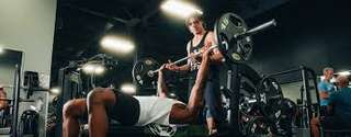 World Gym St. Catharines – Bild 2