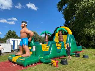 Happy Fun World Hüpfburgen-Park – Bild 4