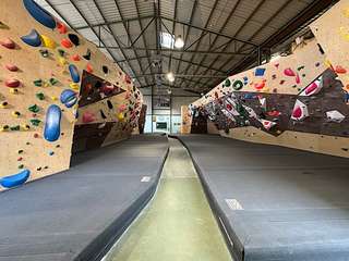 Boulderhalle Steil Karlsruhe - Bouldern in Karlsruhe – Bild 1