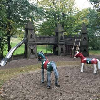 Spielplatz Remstecken – Bild 1