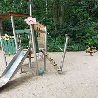 Spielplatz am Minigolf Gysenberg – Bild 2