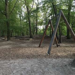 Spielplatz Tiefurter Weg – Bild 2