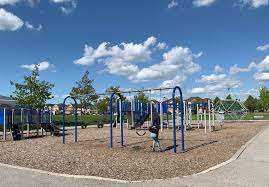 Armstrong Family Park – Bild 1