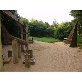 Spielplatz Zum Rafflenbusch – Bild 4