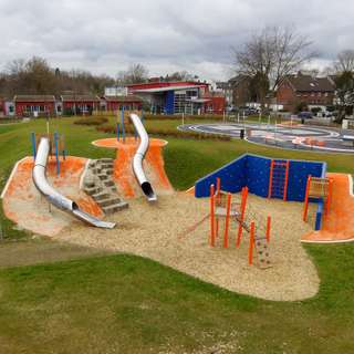 Spielplatz Kirschenallee / Römerstraße – Bild 2