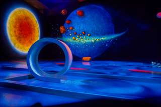 Schwarzlicht Semester Minigolf Bochum – Bild 2