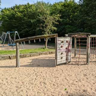 Spielplatz Angelmodder Weg – Bild 3
