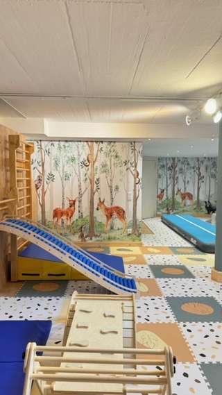 Mama's Kindercafe/ Turn & Tanz – Bild 1