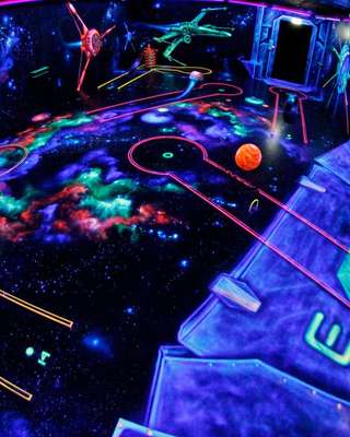 funXperience Hannover | NeonGolf & Pixel Games – Bild 2
