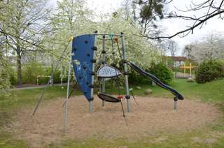 Spielplatz am Rathaus – Bild 6