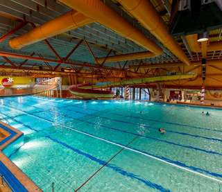 SPORT-PARADIES Freizeitbad – Bild 1