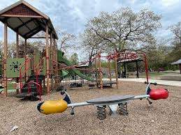 High Park Wading Pool, Splashpad and Playground – Bild 1