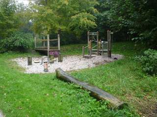 Spielplatz Goldregenweg – Bild 2