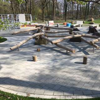 Spielplatz Ahornallee – Bild 2