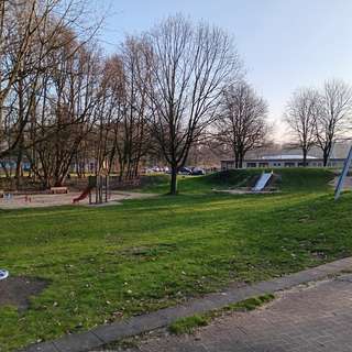Spielplatz – Bild 4