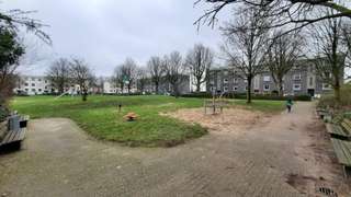 Spiel- und Bolzplatz Anne-Frank-Platz – Bild 5