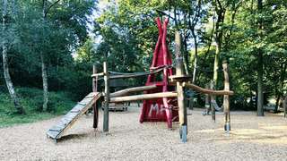 Indianer-Spielplatz im Volkspark Friedrichshain – Bild 5