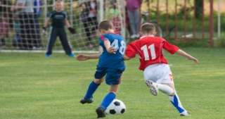 Spiel & Fußballplatz – Bild 5
