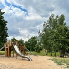 Abenteuerspielplatz Friedrich-Wilhelms-Hütte – Bild 1