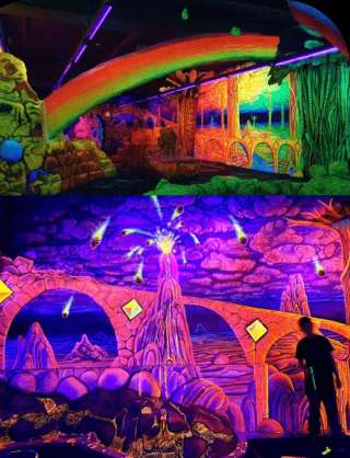 3D Schwarzlicht-Minigolf Berlin – Bild 1