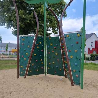 Spielplatz Leipziger Straße – Bild 1