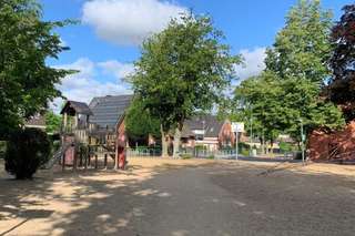 "Spiel- und Bewegungsfläche" Drechslerstraße – Bild 5