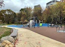 Tom Riley Park – Bild 3