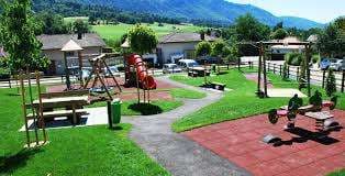 Place de jeux – Bild 3