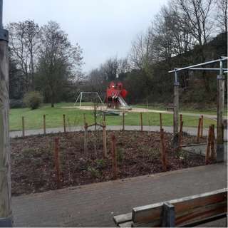 Spielplatz – Bild 2