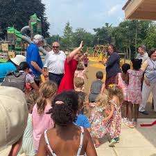 Children's playground Renens – Bild 1