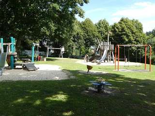 Spielplatz Nesselrodestraße – Bild 1