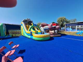 XXl Hüpfburgenstadt Zehlendorf – Bild 1