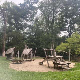 Spielplatz Dachsbergstraße – Bild 1