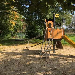 Spielplatz Im Schildchesacker – Bild 2