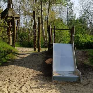 Spielplatz Carl-von-Ossietzky-Weg – Bild 1