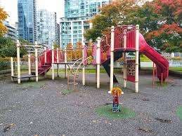 Coal Harbour Park Playground – Bild 1