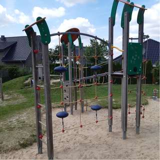 Spielplatz Paul-Gerhardt-Straße – Bild 1